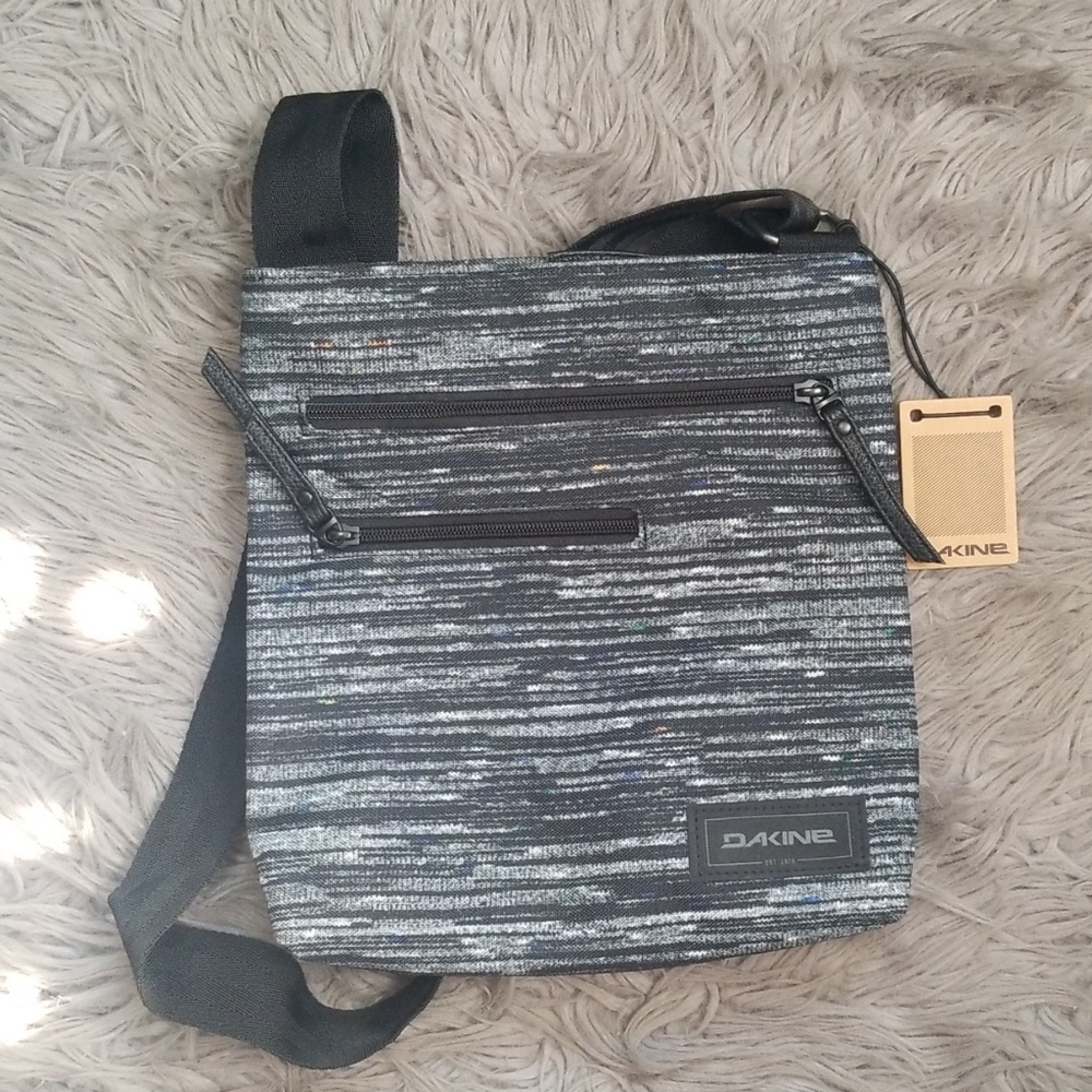 Dakine crossbody